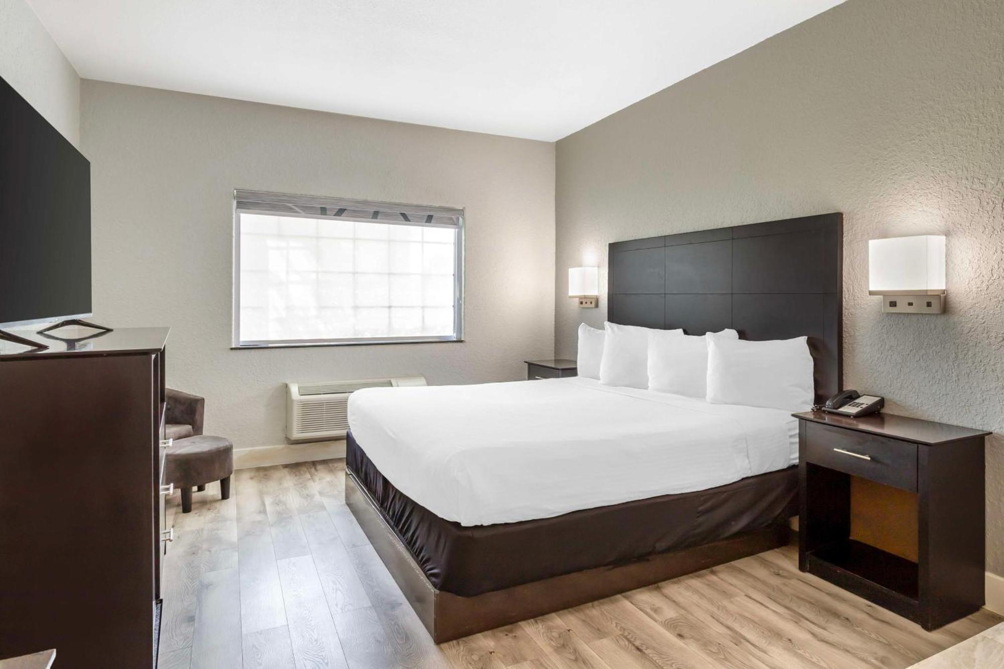 Surestay Plus By Best Western Texas City I-45 Екстериор снимка