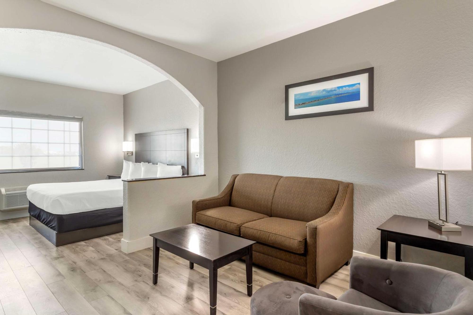 Surestay Plus By Best Western Texas City I-45 Екстериор снимка