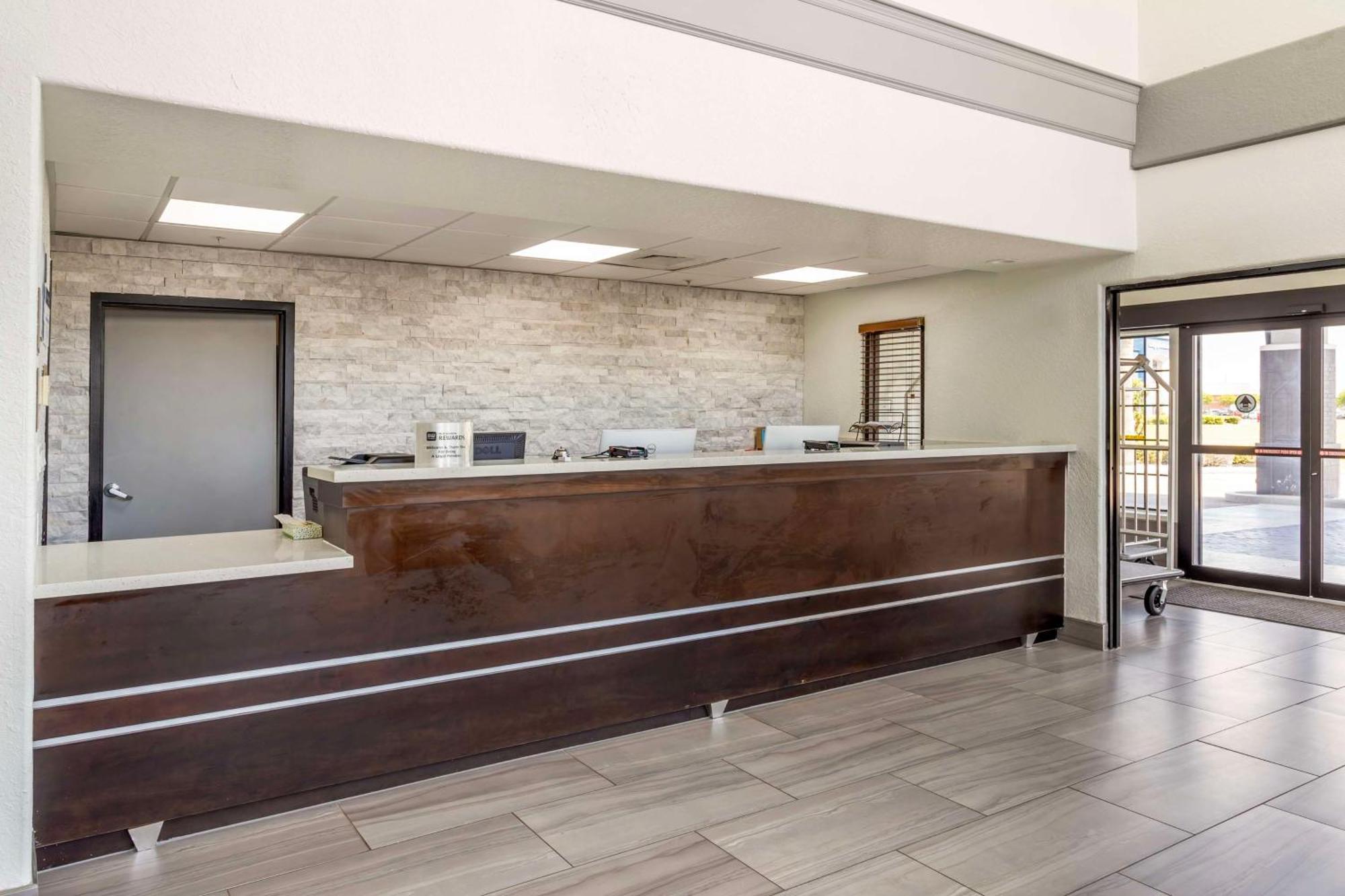 Surestay Plus By Best Western Texas City I-45 Екстериор снимка