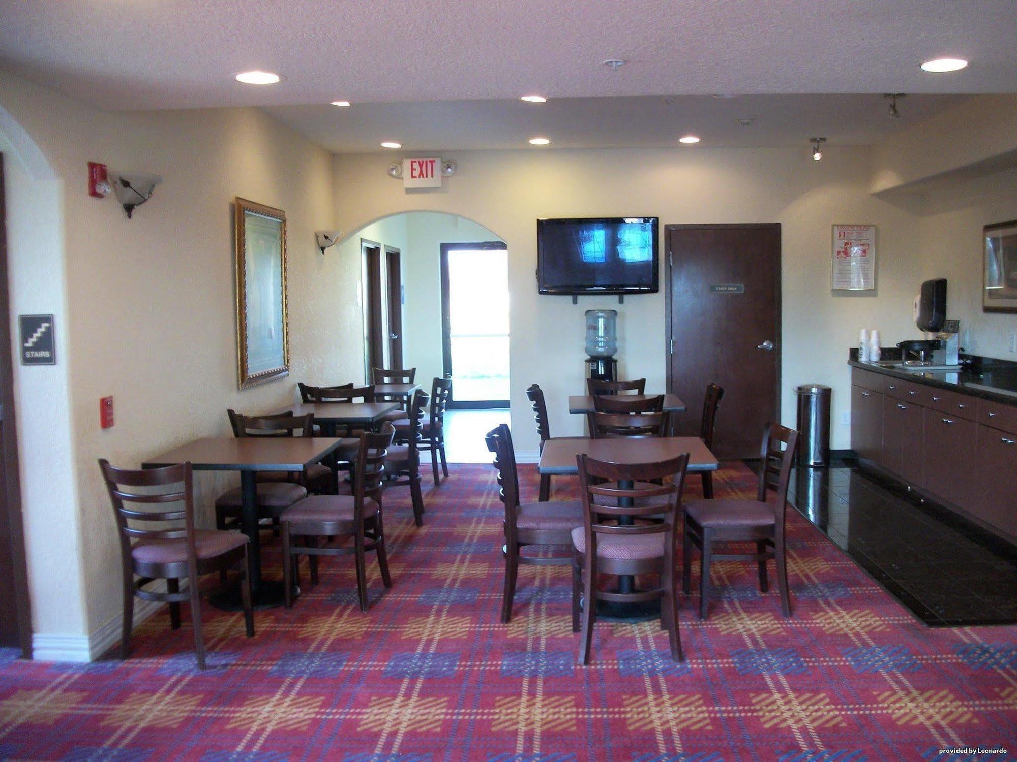Surestay Plus By Best Western Texas City I-45 Ресторант снимка